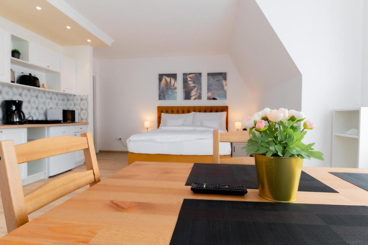 Villa Lilith Smart Fertőrákos Exteriér fotografie