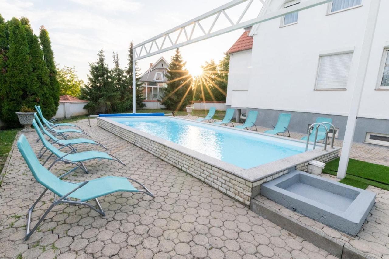 Villa Lilith Smart Fertőrákos Exteriér fotografie